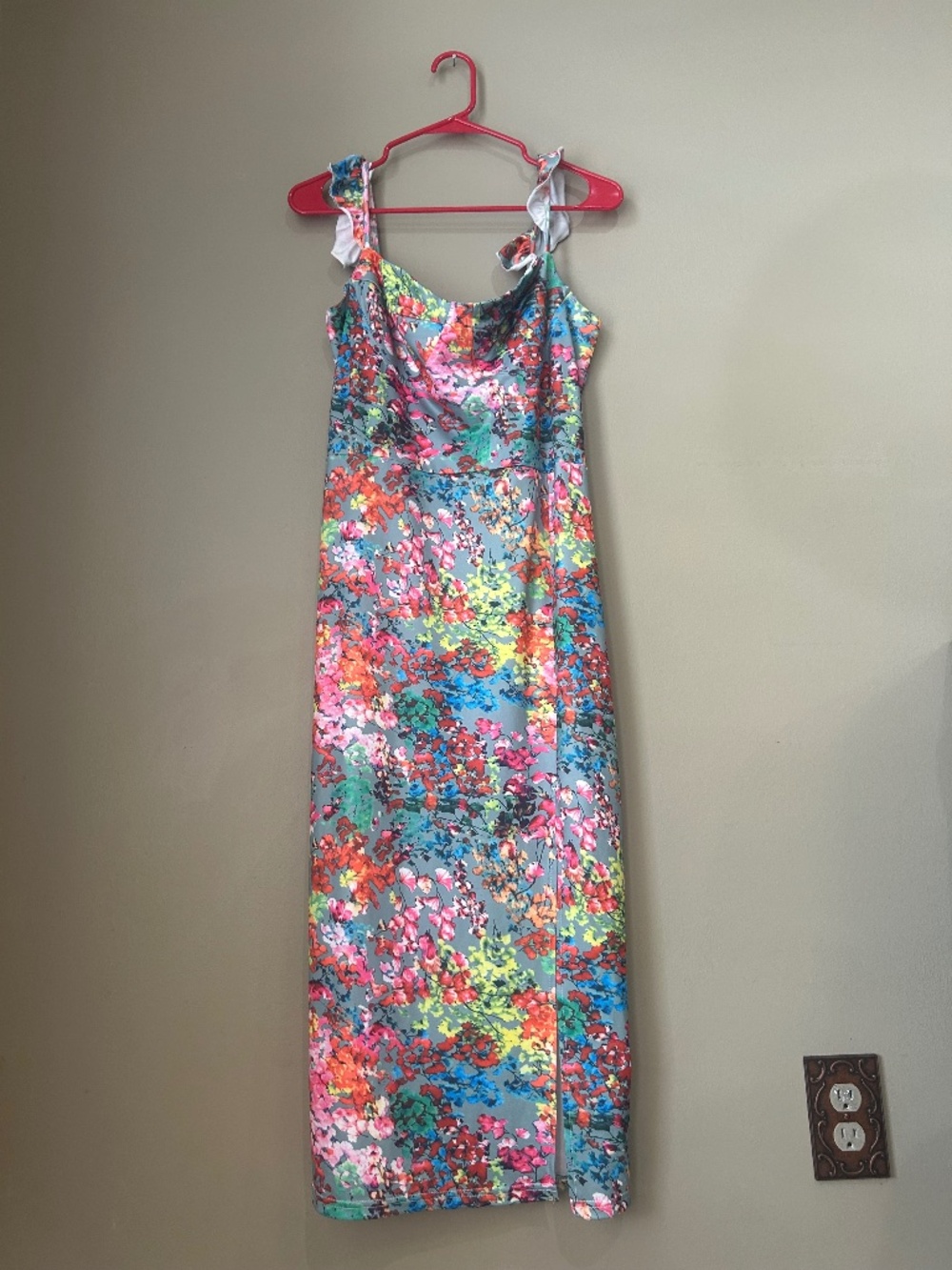 Sleeveless Floral Dress